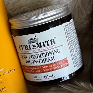 NWT Curlsmith Cream